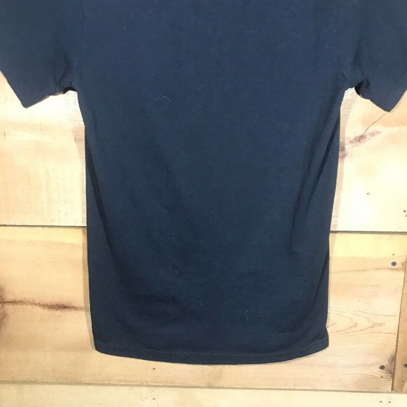 Liquid Blue Dreamcatcher Native American Indian Wolf T-Shirt Mens Size Small - Picture 11 of 12